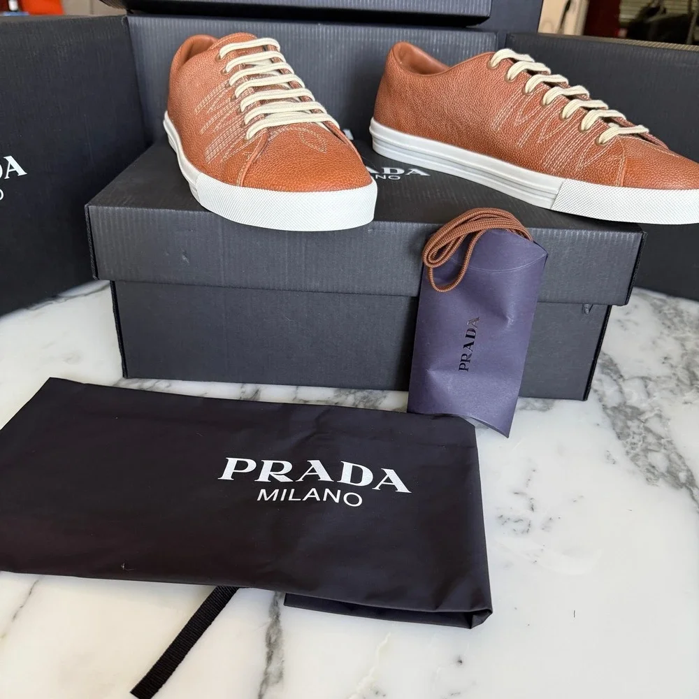 Prada‎ Milano 2EE448 Mens Brown Pebbled Leather Low Top Sneakers, UK 8.5